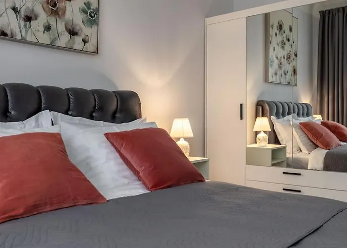 Apartment In A Renovated Property, 30 M2